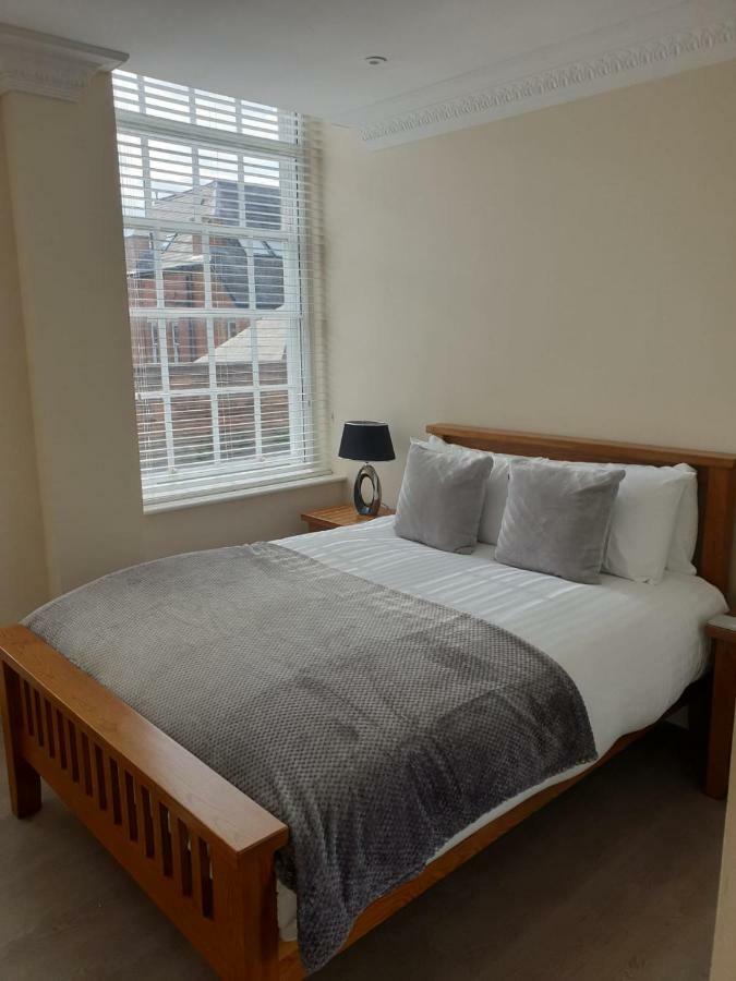 Birchover Juniper Court Aparthotel Nottingham Exterior photo